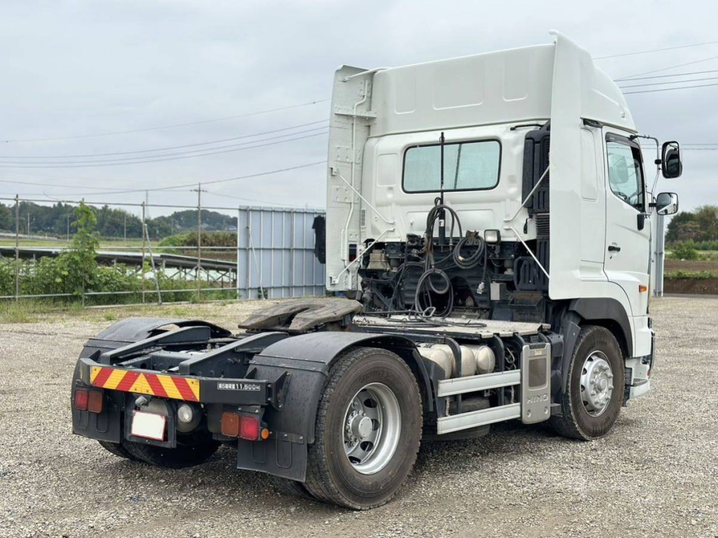 有限会社パークノール商会 / 平成30年式・日野プロフィア・トラクター・第五輪11500kg ・距離59万㌔・F7・450馬力